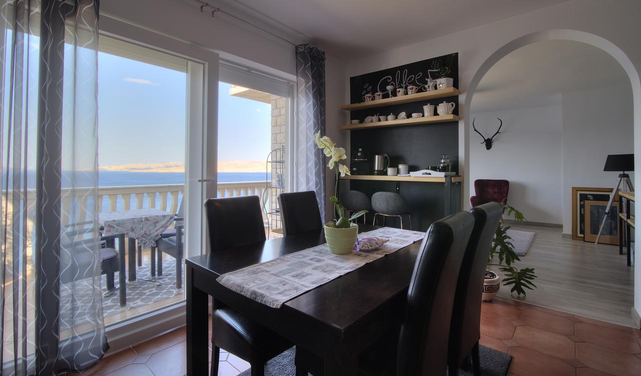 Apartments Lola Сень Екстер'єр фото